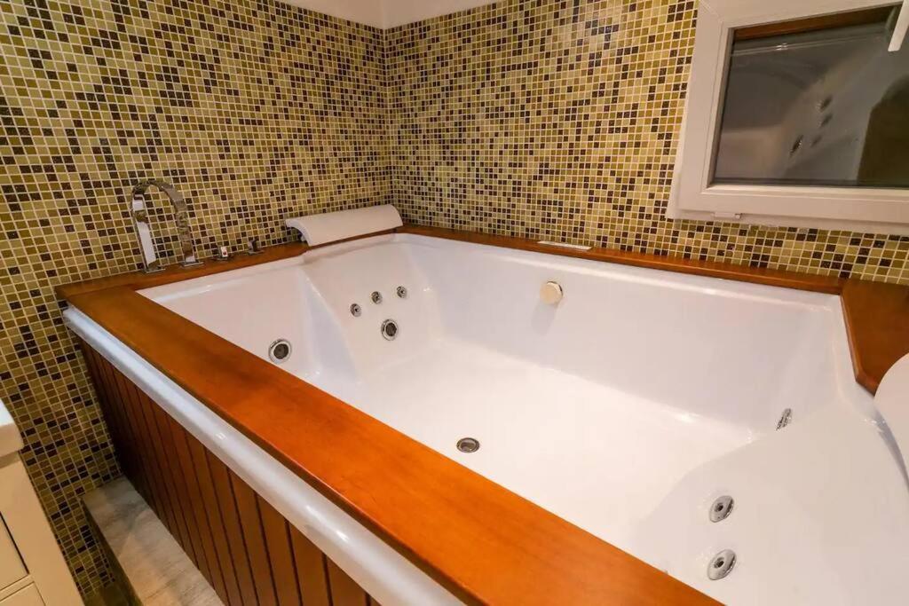 Moscova - Garibaldi Lusso, Sauna E Idromassaggio Mediolan Zewnętrze zdjęcie